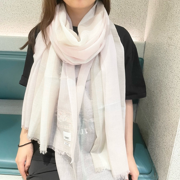 ブランドマフラー正面デザイン